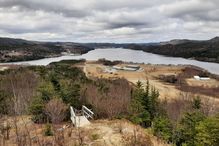 Point de vue sur la communauté de Miawpukek, située à Conne River, à Terre-Neuve-et-Labrador